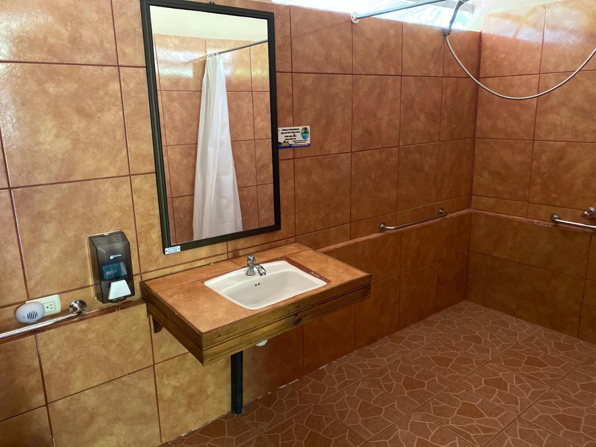 Hotel Uran Rivas Ngoại thất bức ảnh