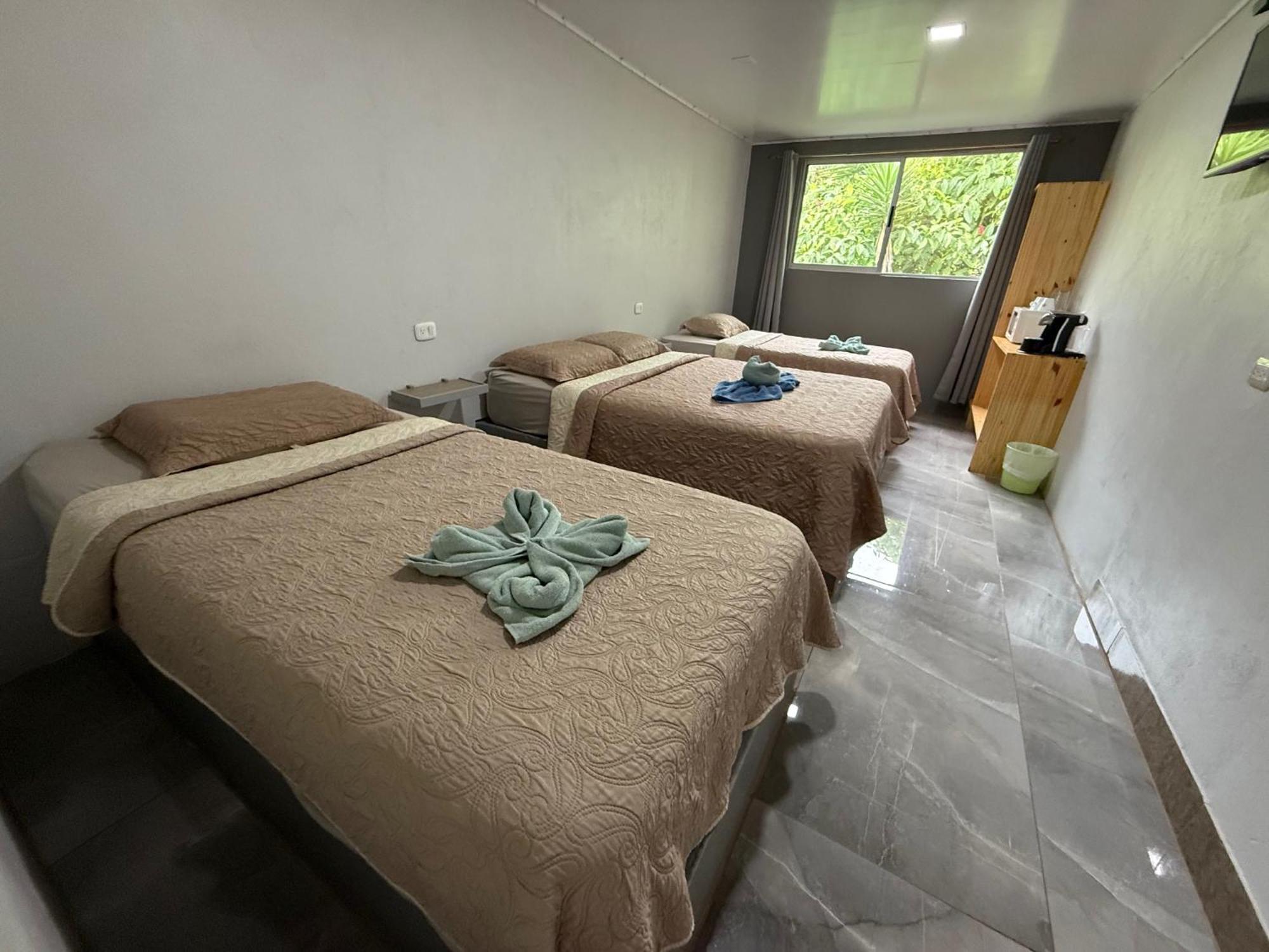 Hotel Uran Rivas Ngoại thất bức ảnh